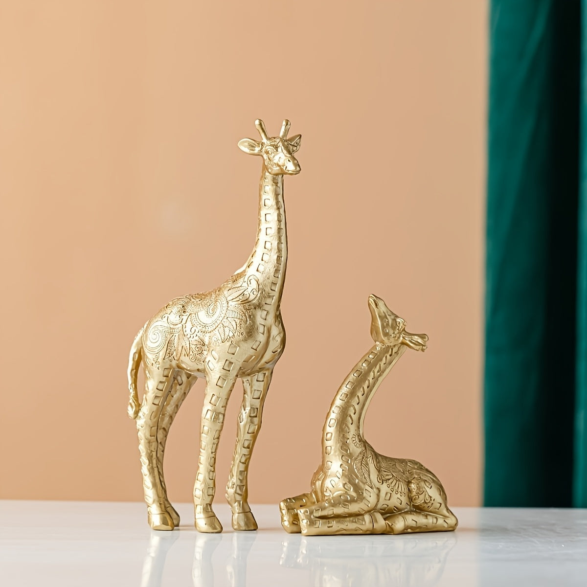Conjunto de 2 piezas de Adorno de Jirafa, Estatua Dorada de Arte y Artesanía, para Decoración de Estantería, Sala de Estar, Oficina, Café, Decoración de Mesa, Entrada, Decoración de Invierno, Navidad y Año Nuevo
