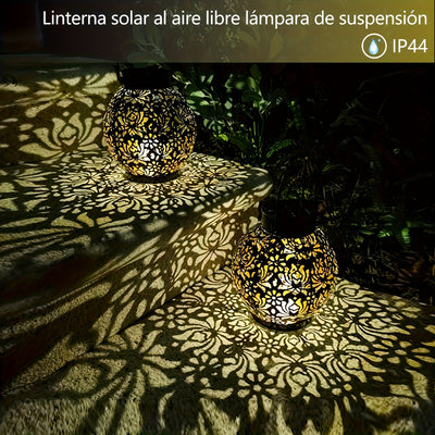 Linternas solares colgantes, luces solares de mesa con asa, faroles marroquíes LED con energía solar, luces decorativas de jardín de metal, luces solares decorativas para exteriores, luces navideñas decorativas para jardín, césped, porche, patio y mesa