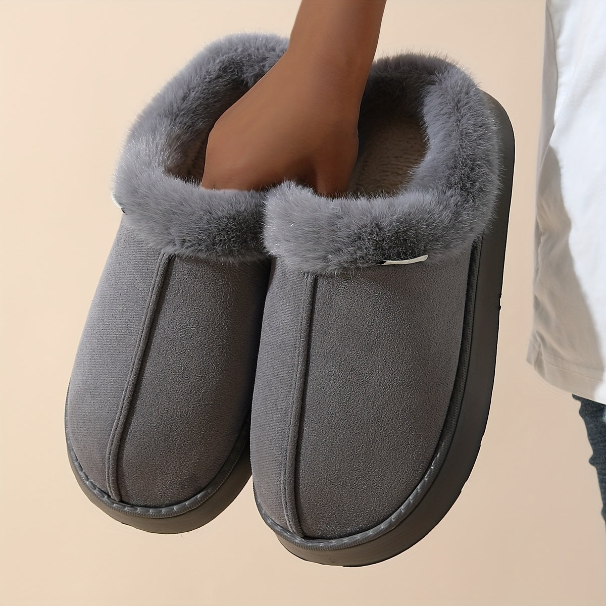 Zapatillas cómodas para mujer con forro de piel sintética - Suaves zapatos de casa para todas las estaciones con suela de EVA, parte superior de tela beige y diseño cómodo para el hogar, la oficina o el uso casual, zapatillas lindas, ropa cómoda para la