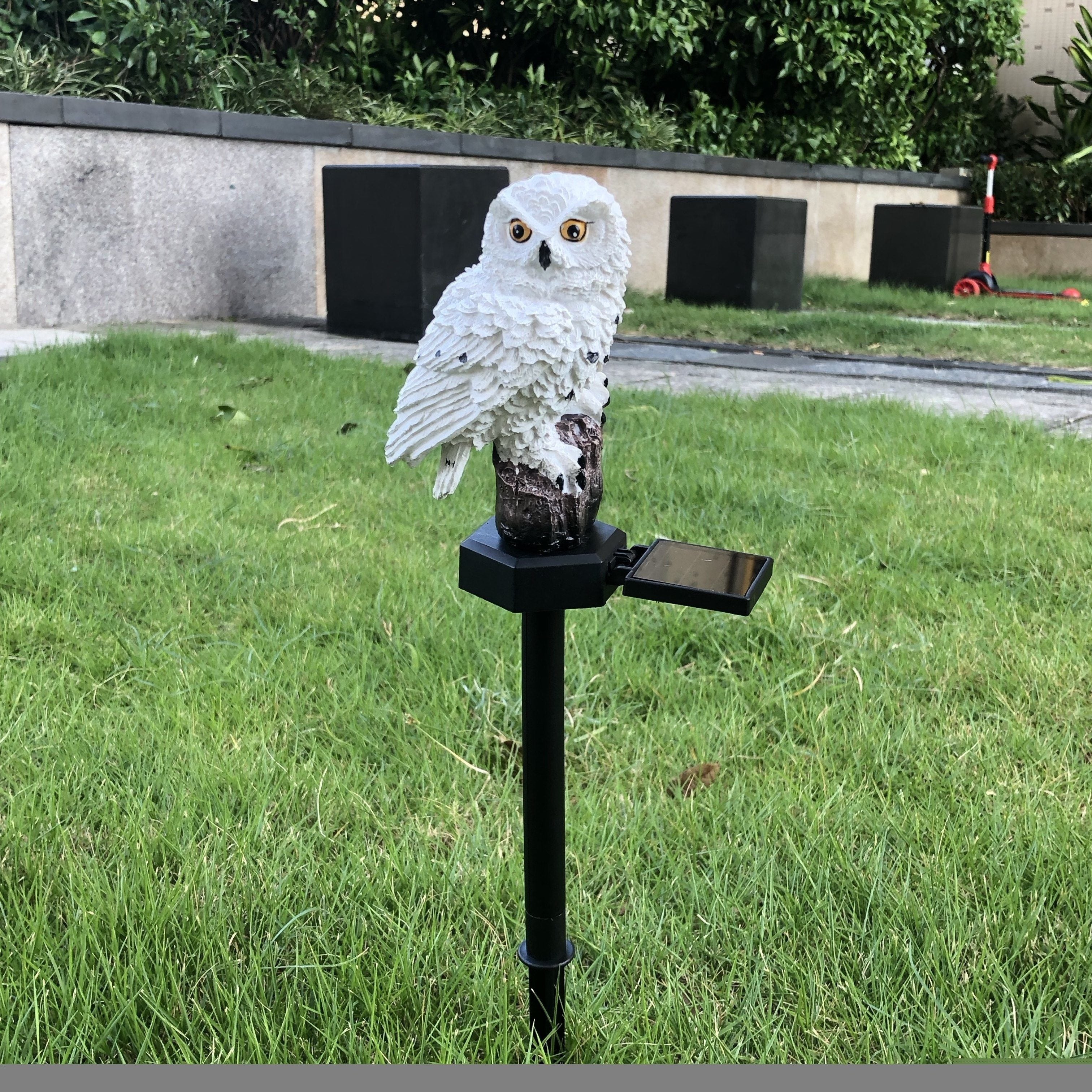 1 pieza de Luz de Jardín con Búho LED Alimentada por Energía Solar - Iluminación Paisajística Exterior Realista con Interruptor Automático, Resplandor Amarillo Cálido para Villas, Jardines, Parques y Caminos, Iluminación Ambiental | Decoración de Paisaje