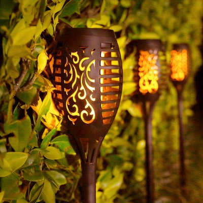 8 luces antorchas solares con efecto de llama parpadeante - Lámparas decorativas de llama simulada cálida para jardín, césped, camping y iluminación ambiental exterior, antorcha para jardín | Efecto de llama parpadeante | Cuerpo de plástico duradero, luc