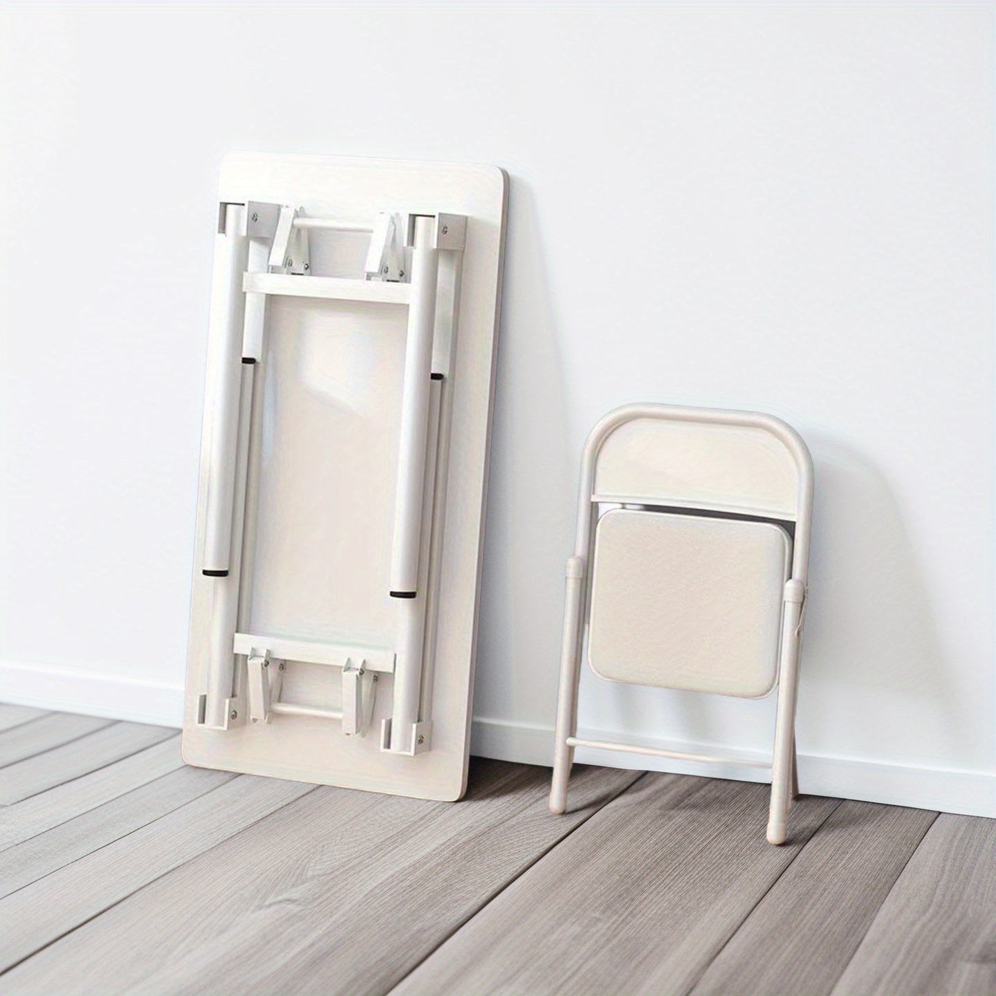 Mesa plegable blanca - Diseñada compacta para hogar y oficina, con silla incluida, no requiere energía eléctrica, adecuada para todas las estaciones.