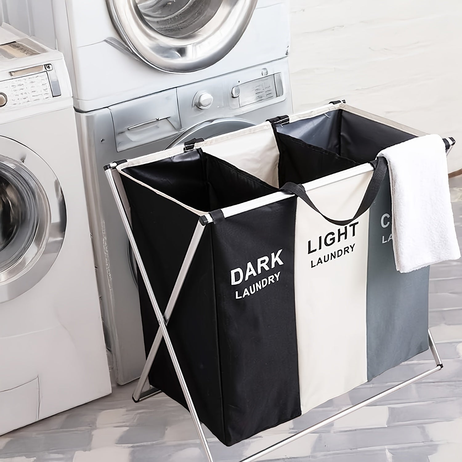 Organizador de Lavandería Plegable Resistente - Cesto de Ropa con 3 Secciones y Marco de Aluminio, Ahorro de Espacio para el Cuarto de Baño o Dormitorio, Gran Capacidad, Diseño Minimalista, Tela Duradera, Construcción Ligera, Solución Elegante para Espac