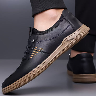 Zapatos casuales para hombre, ligeros y con suela suave, zapatos de conducción, zapatos de moda versátiles con patrón aleatorio, diseño de corte bajo, suela de TPR, forro de tela y parte superior.