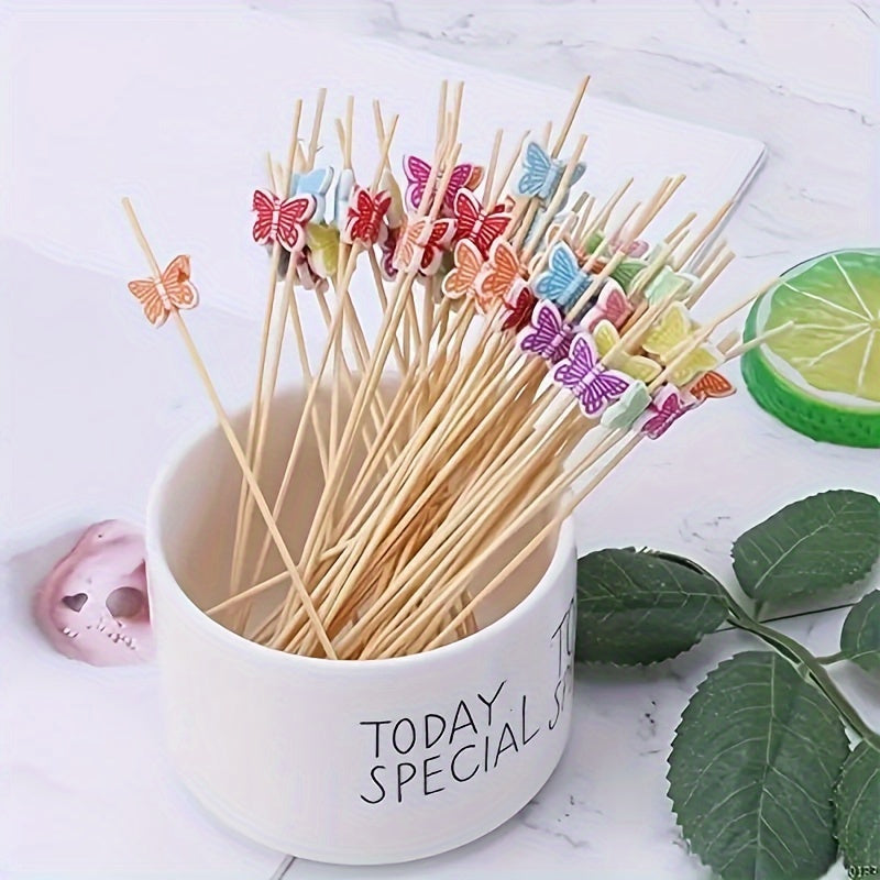50/100pcs Palillos de Cóctel de Bambú con Mariposas Coloridas - Brochetas Desechables para Frutas para Fiestas, Días Festivos y Decoraciones de Mesa, Diseño Elegante de Mariposas en Colores Surtidos (Rojo, Amarillo, Azul, Morado)