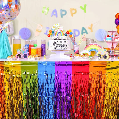 1pc Falda de Mesa con Ribete Metálico Arcoíris - Decoración Multicolor Plástica Rectangular para Cumpleaños, Bodas, Baby Showers y Fiestas Navideñas - Mantel Duradero con Diseño Fácil de Limpiar, Estilo Festivo, Superficie Reflectante, Ideal para Celebra