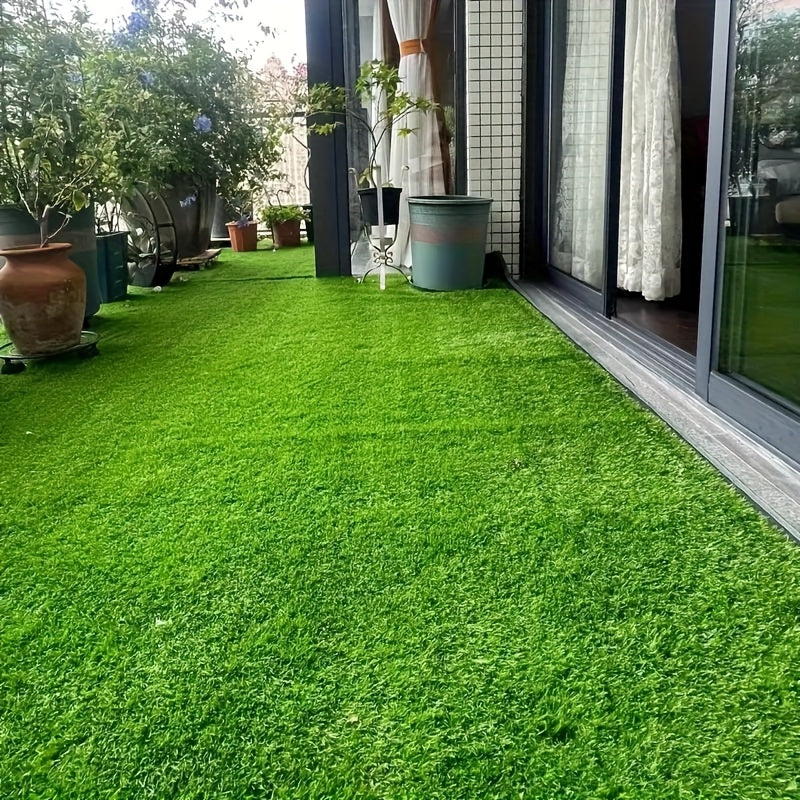 1 pieza de césped artificial resistente - Base antideslizante realista para interior/exterior, césped falso grueso ideal para patio, balcón o área de juegos para mascotas - Decoración verde de bajo mantenimiento, disponible en tamaños pequeño, mediano y
