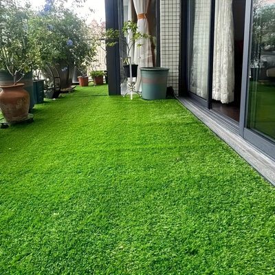 Césped artificial grande para exteriores, 400 cm x 50 cm, apariencia natural, bajo mantenimiento, fácil instalación sin herramientas, decoración duradera para todas las estaciones, ideal para jardín, patio, bodas y áreas de juego, uso en interiores y ext