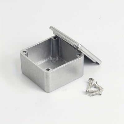 1590LB Caja De Efectos De Guitarra Pedal Caja De Aluminio Fundido A Presión De Metal 1.99 "X 1.99" X 1.22 "Pulgadas 50.5mm X 50.5mm X 31mm Tamaño De La Carcasa Caja De Aluminio Lisa Con Pies De Goma