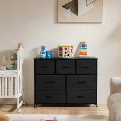 Armario de almacenamiento práctico con cajones y cajas de tela, la superficie superior es flexible