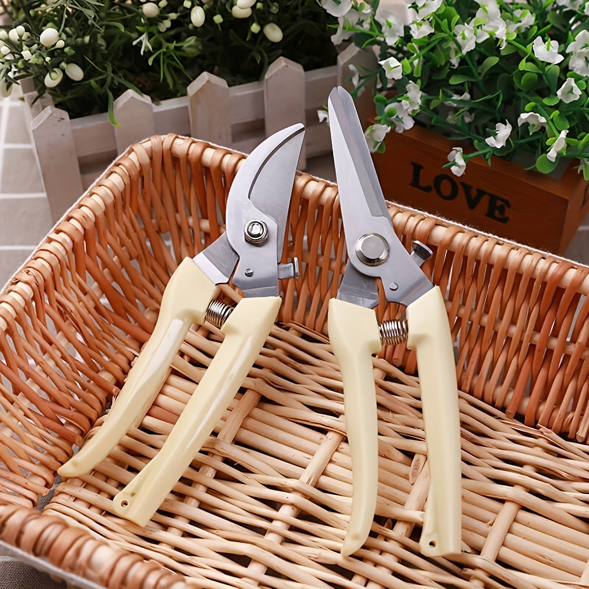 1pc Recortadora de Jardinería de Acero Inoxidable con Agarre Cómodo - Adecuada para Jardinería, Jardín y Uso Manual