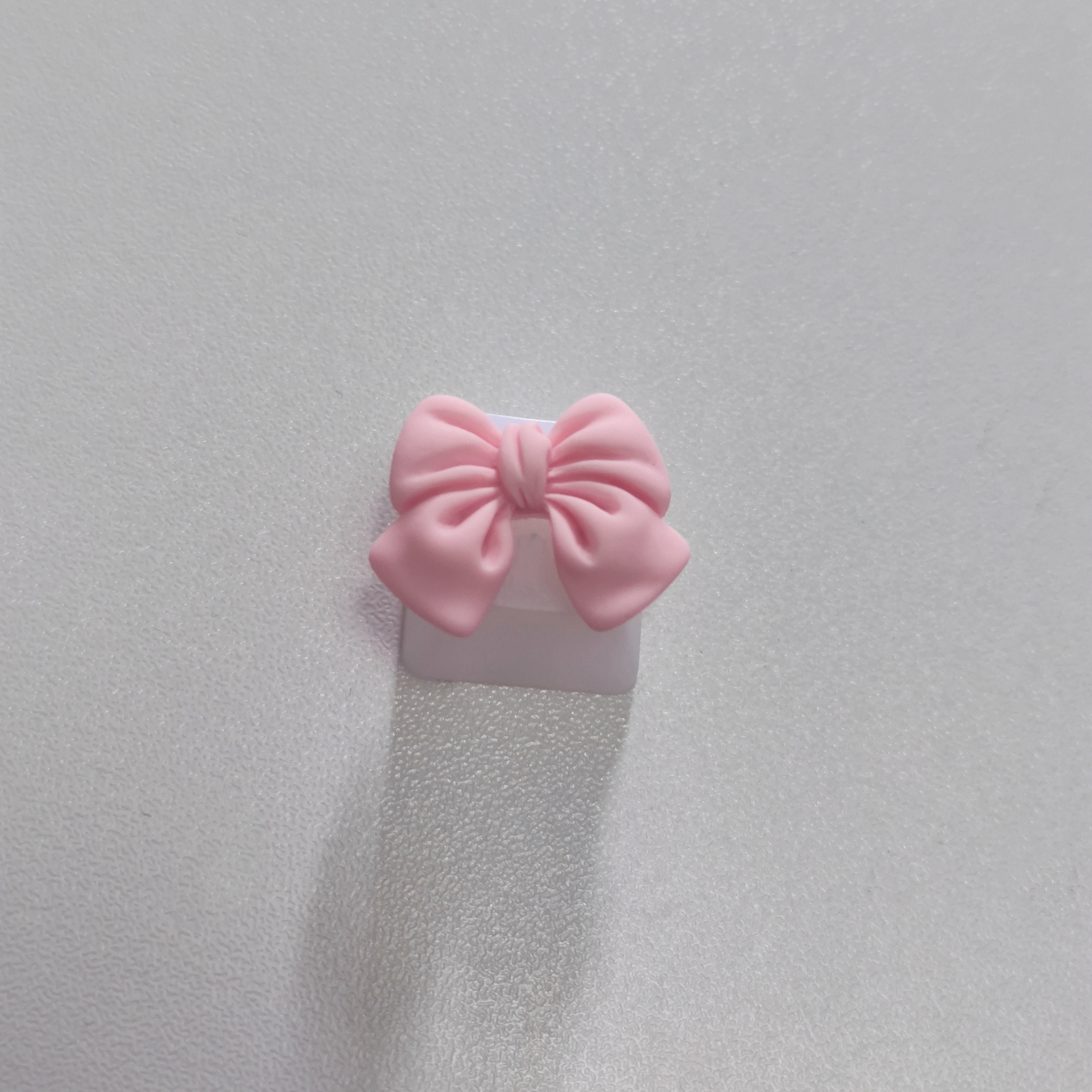 1pc Teclado mecánico con diseño de lazo creativo, tecla ABS de perfil OEM, accesorio único para computadora, regalo ideal para amigos.