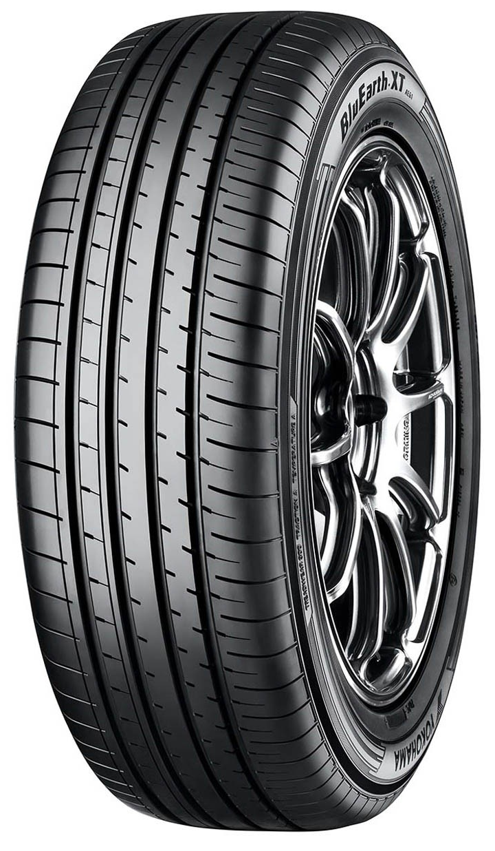 YOKOHAMA AE61 BluEarth-XT 215/65R17 99V